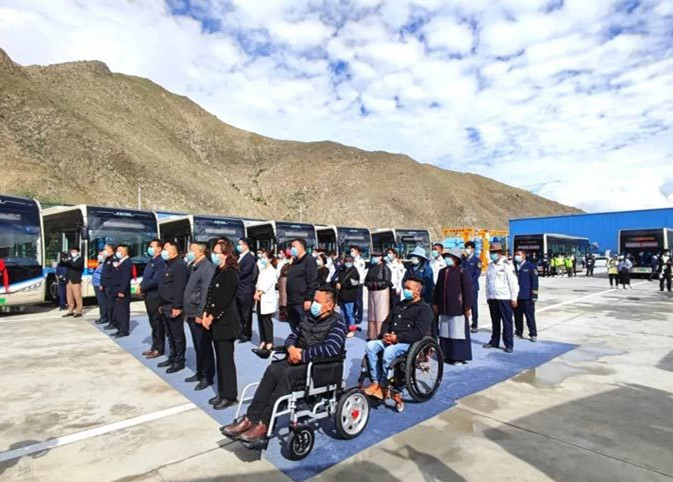 硬核！設(shè)輪椅專區(qū)，實(shí)現(xiàn)無障礙乘車，拉薩公交大站快線，直通車投運(yùn)了?！?(圖3)